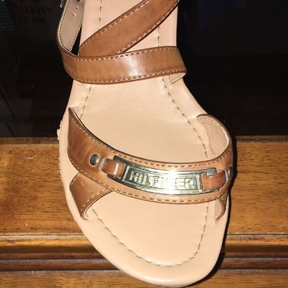 Tommy Hilfiger Wedge Sandals size 8.5 - Picture 3 of 12